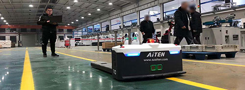 2020年，yabo鸭脖AGV机器人将会更好